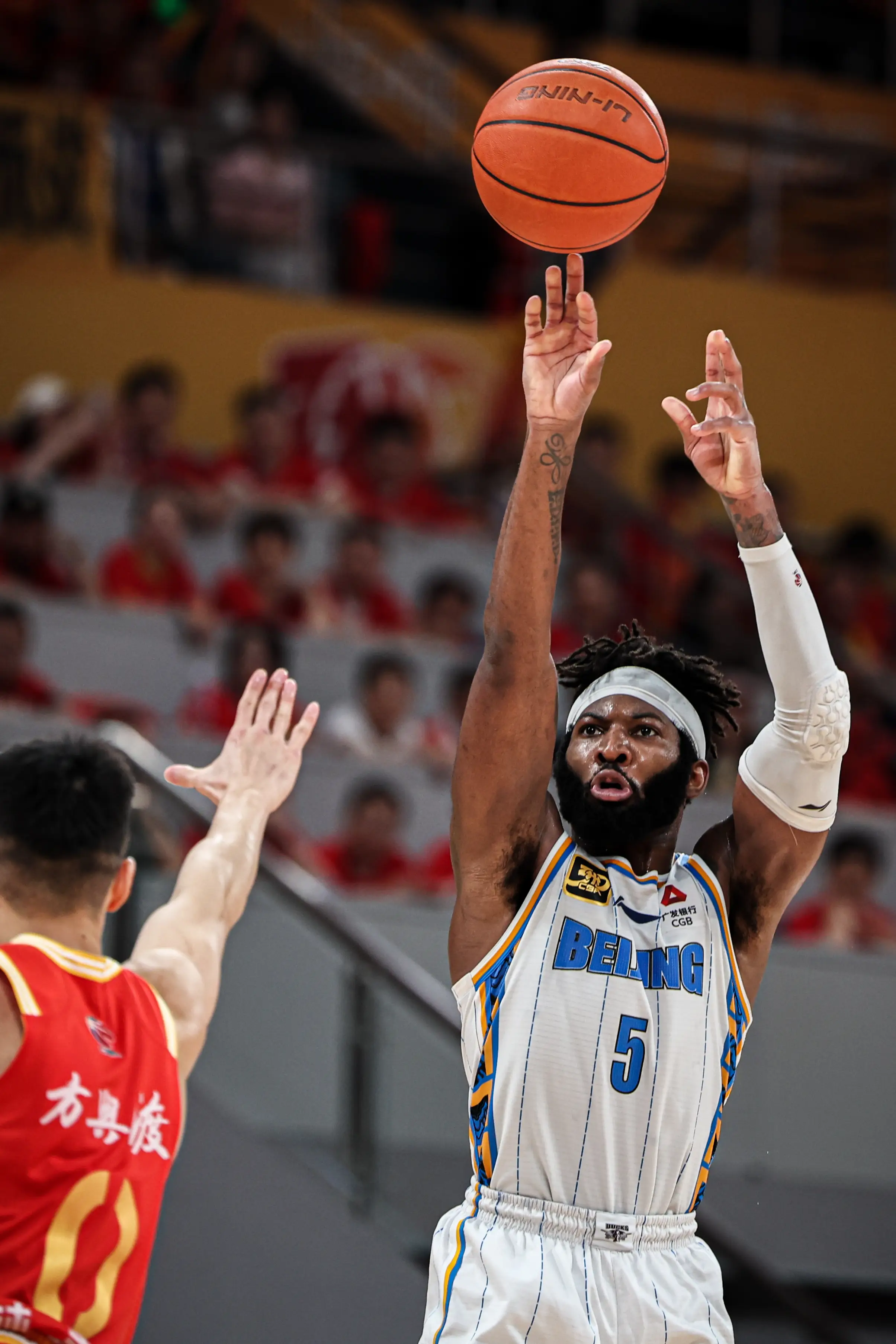 关于本菲卡训练开放日；关键时刻主帅复盘引欢呼；CBA季后赛在即；临场指挥获称赞的信息九游网页版